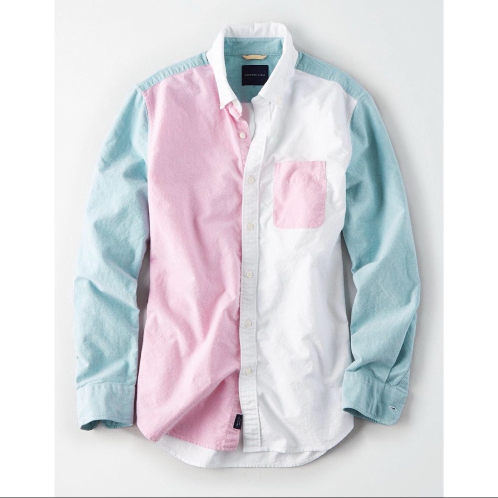 Like new! American Eagle tricolor button up shirt